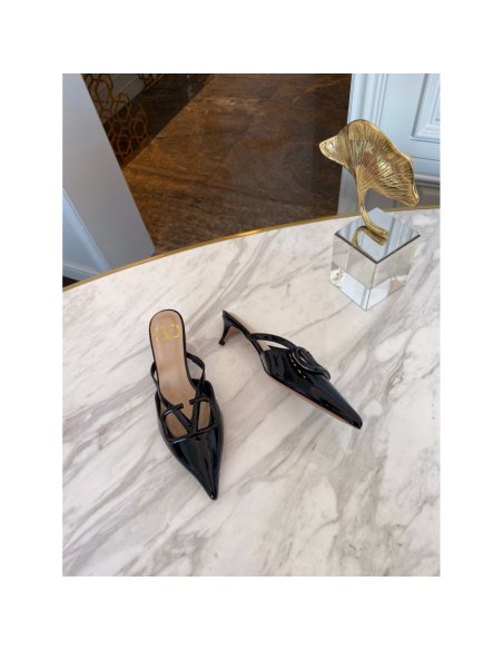 Valentino slippers 004,Valentino Slippers,Slides Slippers,More Brands