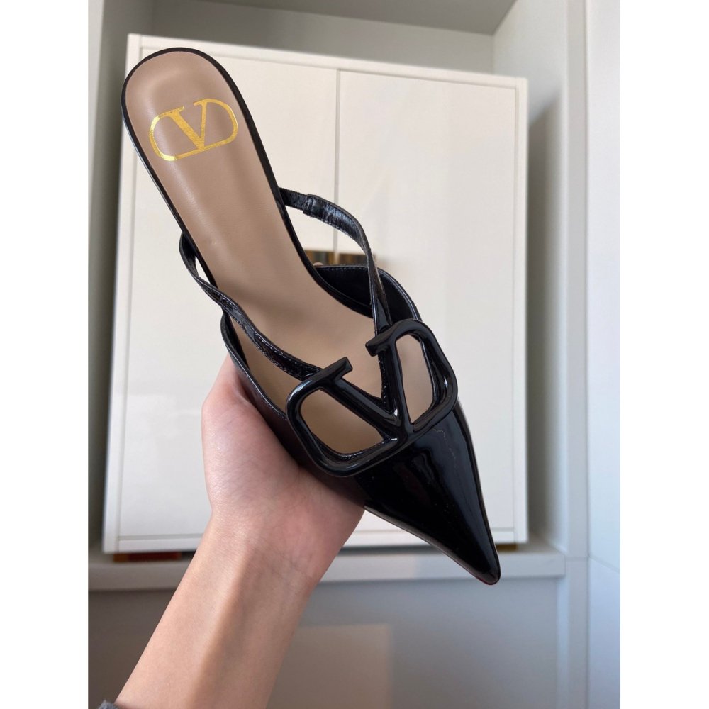 Valentino slippers 004,Valentino Slippers,Slides Slippers,More Brands
