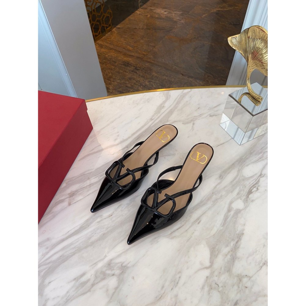 Valentino slippers 004,Valentino Slippers,Slides Slippers,More Brands