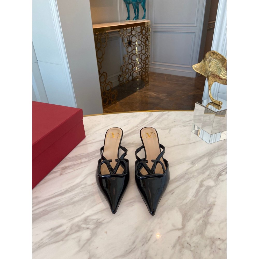 Valentino slippers 004,Valentino Slippers,Slides Slippers,More Brands