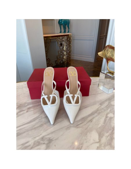 Valentino slippers 007,Valentino Slippers,Slides Slippers,More Brands