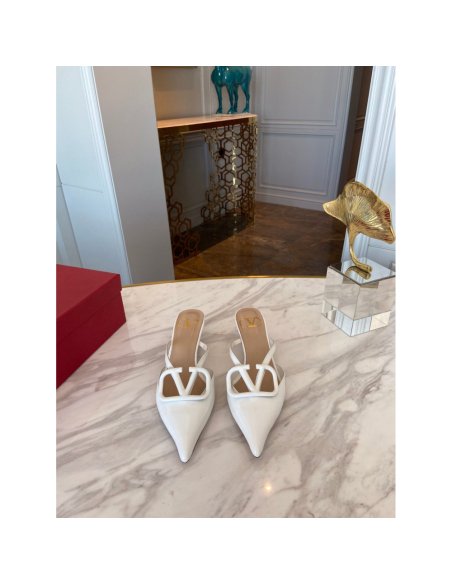 Valentino slippers 007,Valentino Slippers,Slides Slippers,More Brands