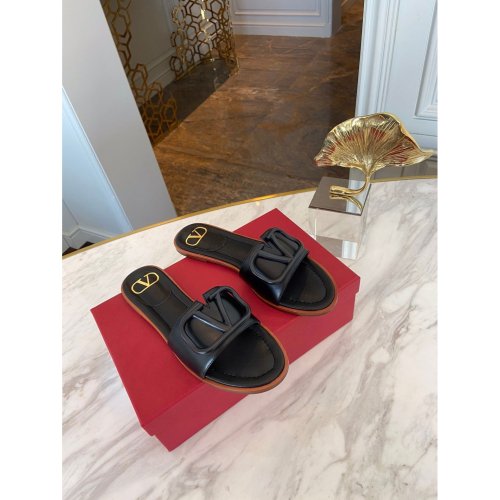 Valentino slippers 009,Valentino Slippers,Slides Slippers,More Brands