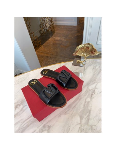 Valentino slippers 009,Valentino Slippers,Slides Slippers,More Brands
