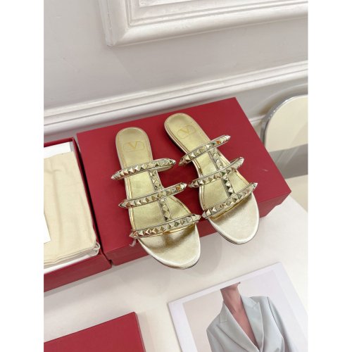 Valentino slippers 024,Valentino Slippers,Slides Slippers,More Brands