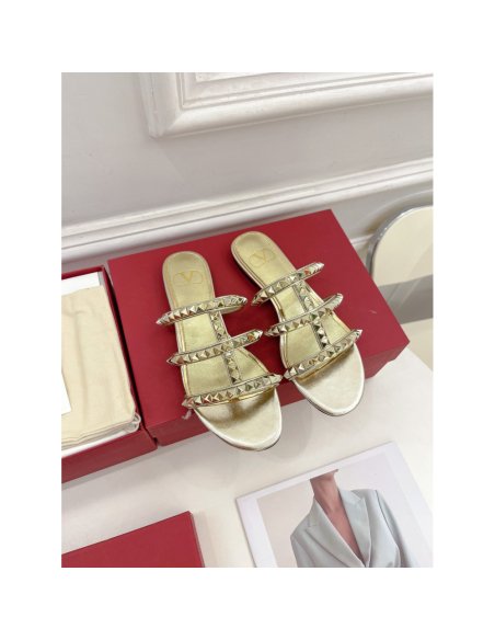Valentino slippers 024,Valentino Slippers,Slides Slippers,More Brands