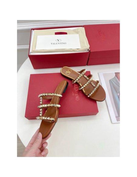 Valentino slippers 025,Valentino Slippers,Slides Slippers,More Brands