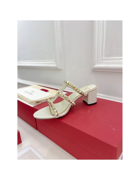 Valentino slippers 032,Valentino Slippers,Slides Slippers,More Brands