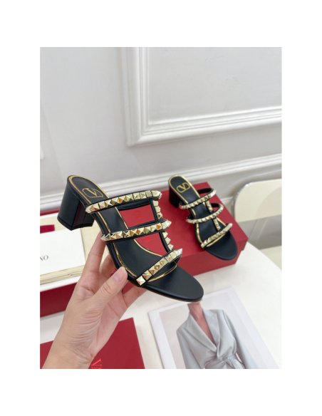 Valentino slippers 033,Valentino Slippers,Slides Slippers,More Brands
