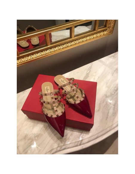 Valentino slippers 083,Valentino Slippers,Slides Slippers,More Brands