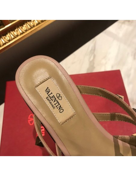 Valentino slippers 083,Valentino Slippers,Slides Slippers,More Brands