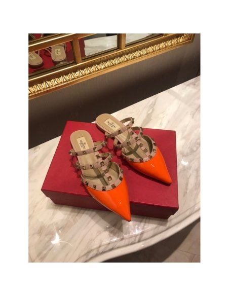 Valentino slippers 084,Valentino Slippers,Slides Slippers,More Brands