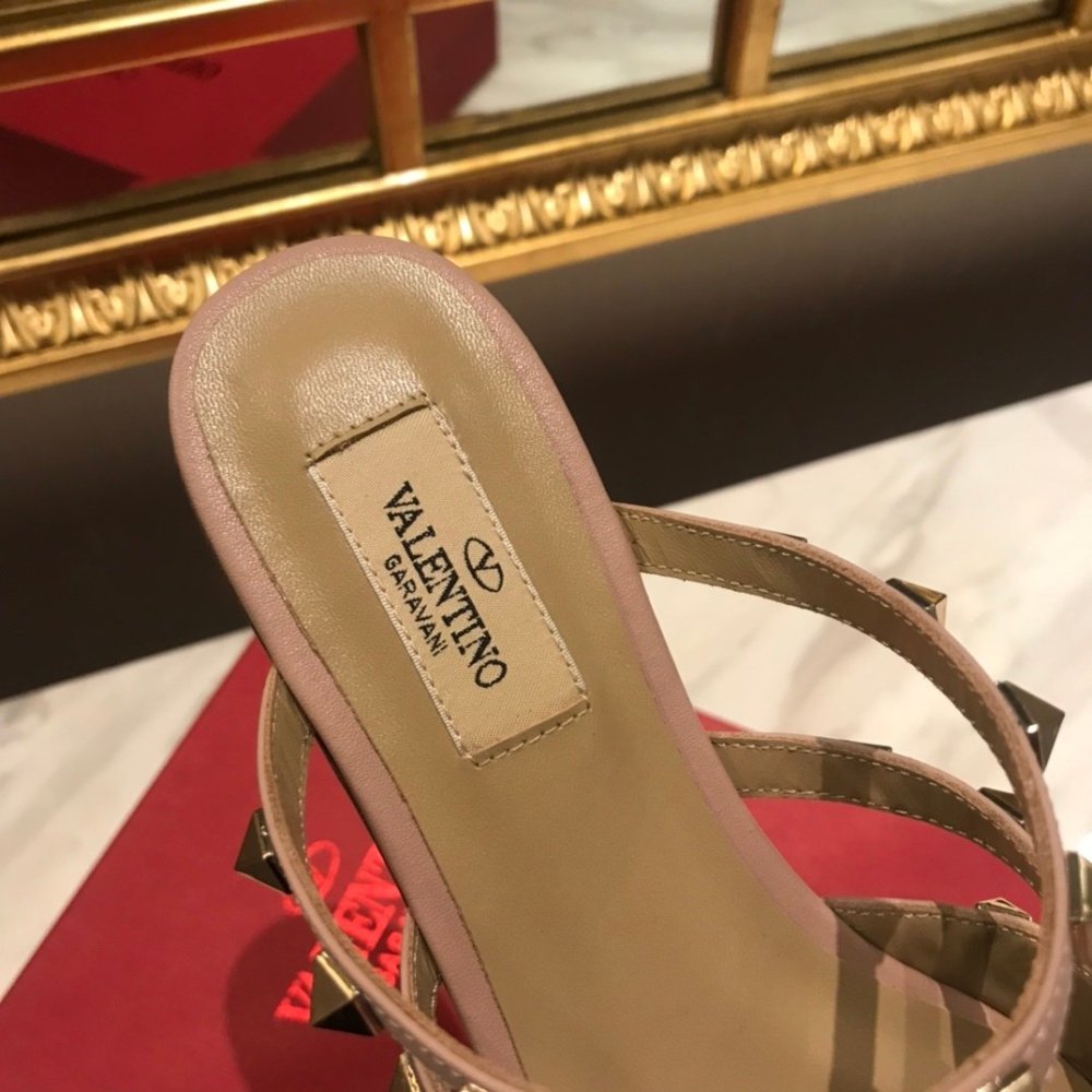 Valentino slippers 084,Valentino Slippers,Slides Slippers,More Brands