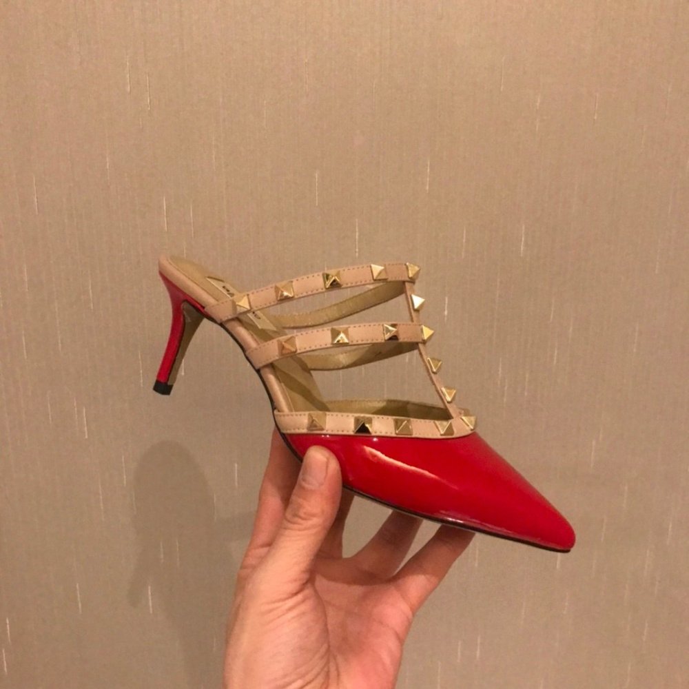 Valentino slippers 087,Valentino Slippers,Slides Slippers,More Brands