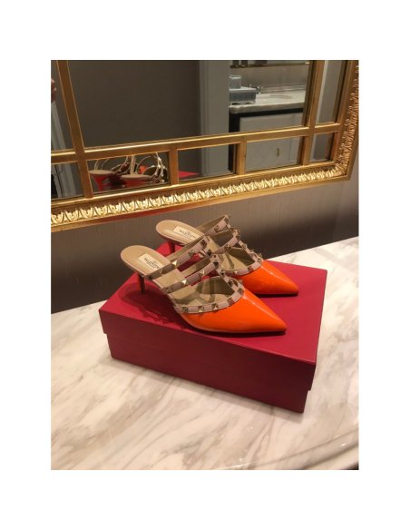 Valentino slippers 090,Valentino Slippers,Slides Slippers,More Brands