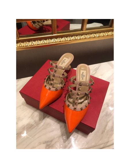 Valentino slippers 090,Valentino Slippers,Slides Slippers,More Brands