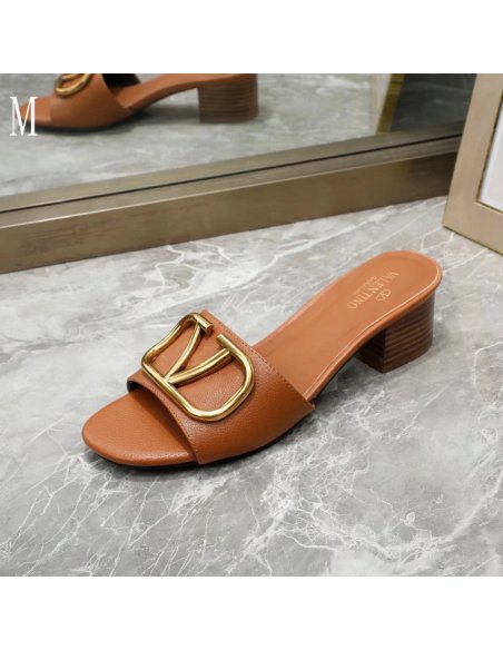 Valentino slippers 122,Valentino Slippers,Slides Slippers,More Brands