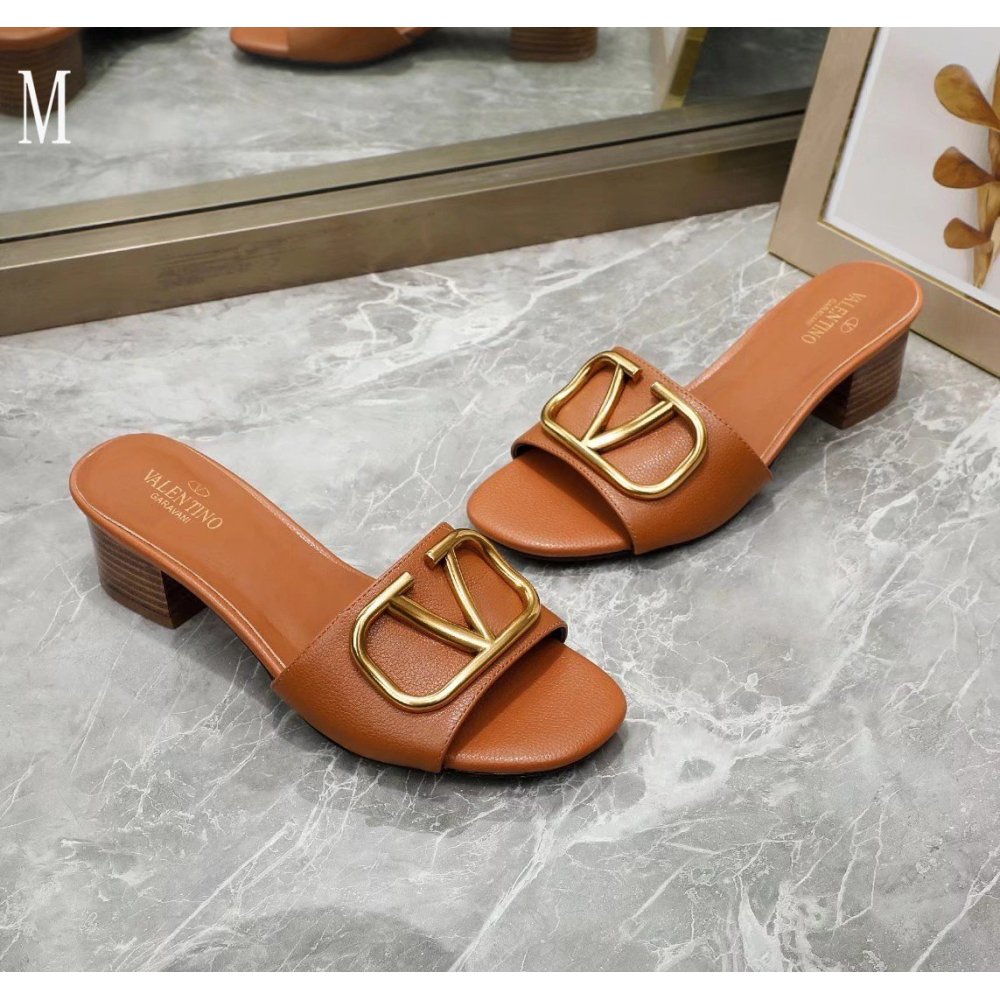 Valentino slippers 122,Valentino Slippers,Slides Slippers,More Brands