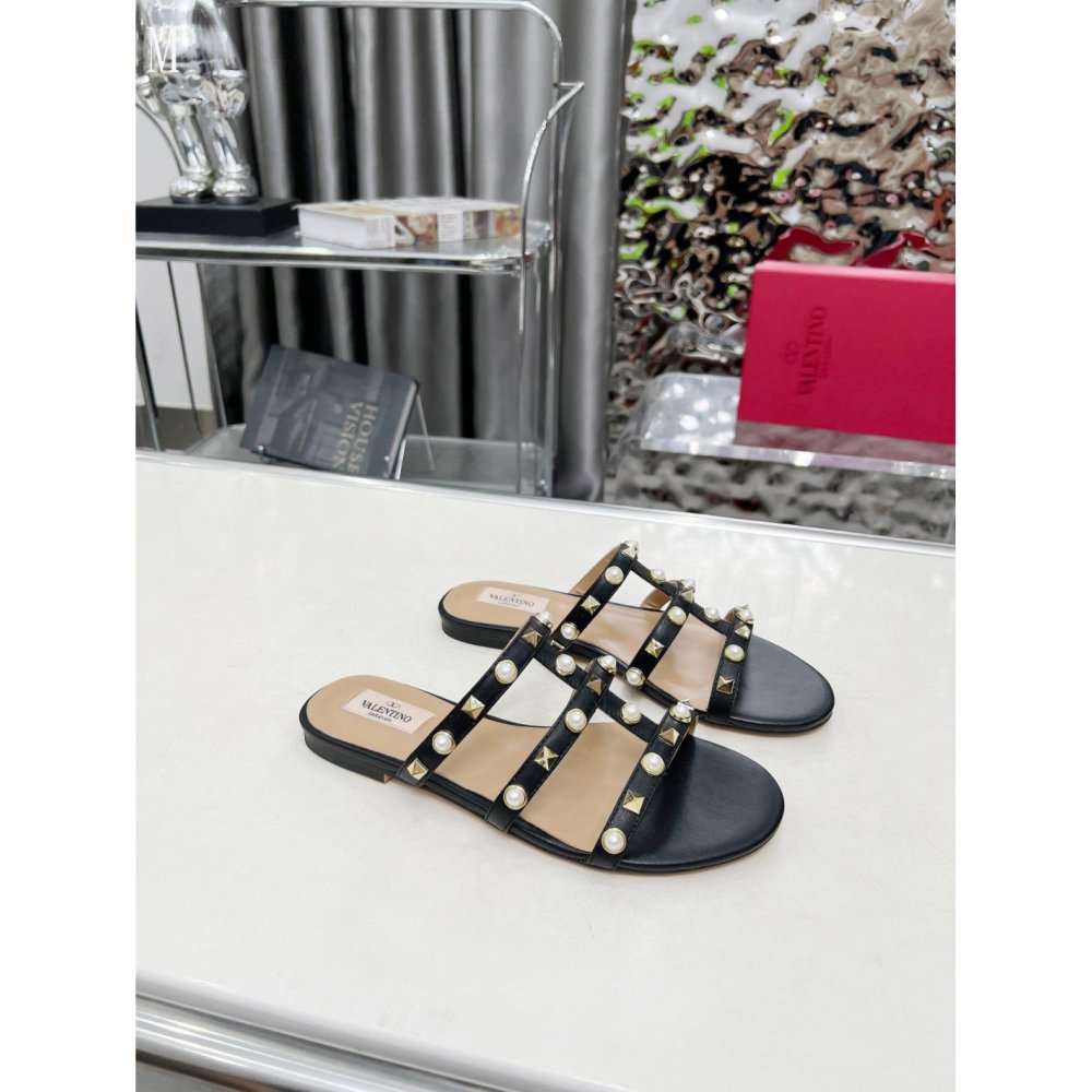 Valentino slippers 124,Valentino Slippers,Slides Slippers,More Brands