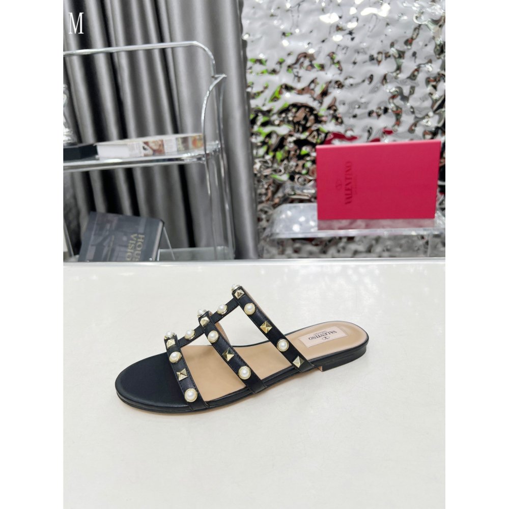Valentino slippers 124,Valentino Slippers,Slides Slippers,More Brands