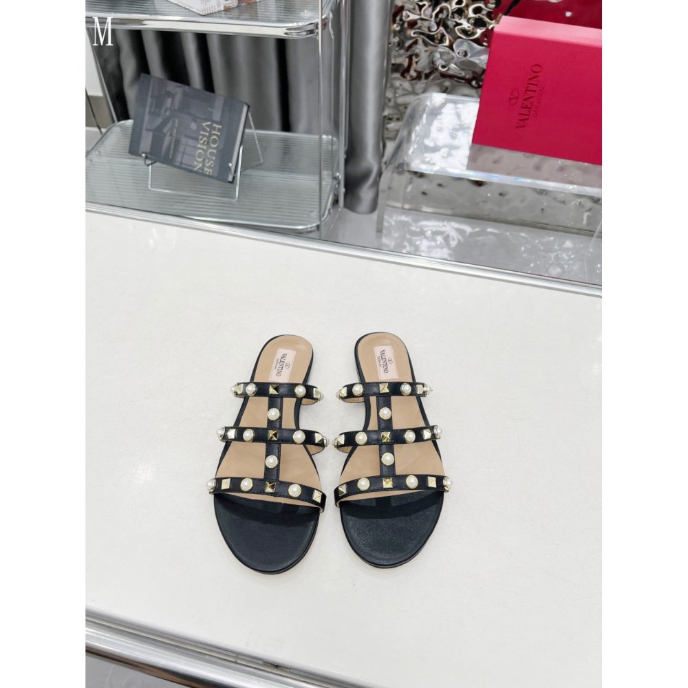 Valentino slippers 124,Valentino Slippers,Slides Slippers,More Brands