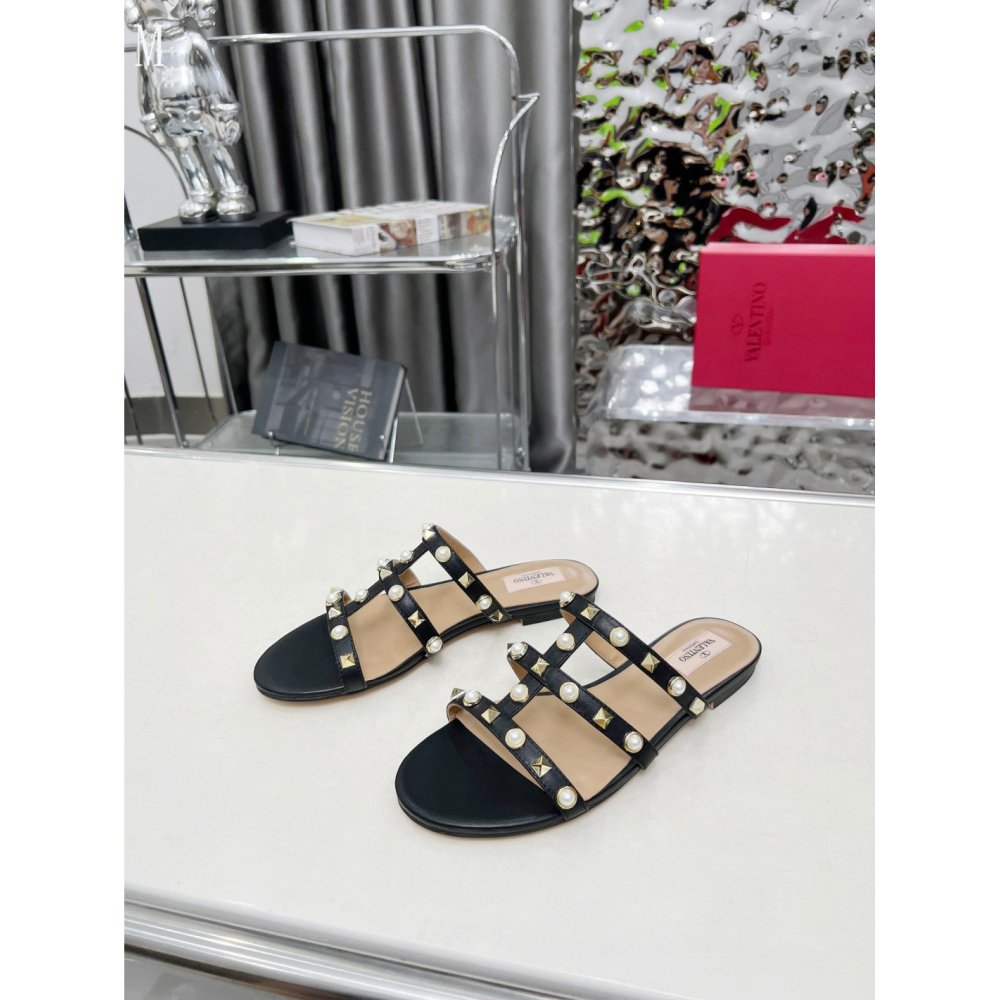 Valentino slippers 124,Valentino Slippers,Slides Slippers,More Brands
