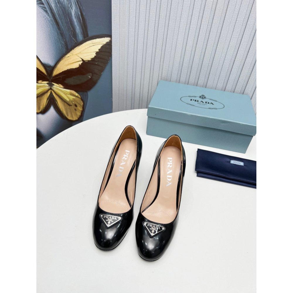 Cheap Reps Prada Pumps 85mm In Black Patent Leather