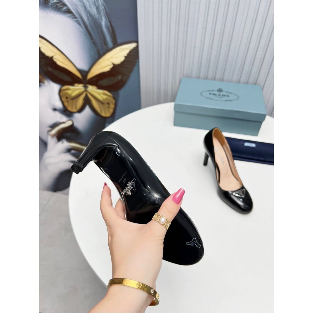 Cheap Reps Prada Pumps 85mm In Black Patent Leather