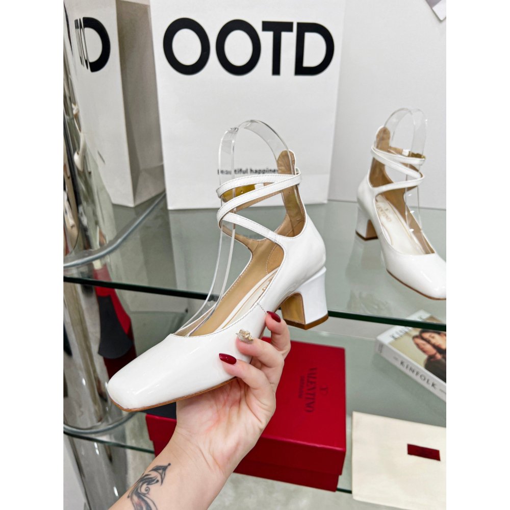 Cheap Reps Valentino Garavani Tan-Go Pumps 60mm In White Patent Leather