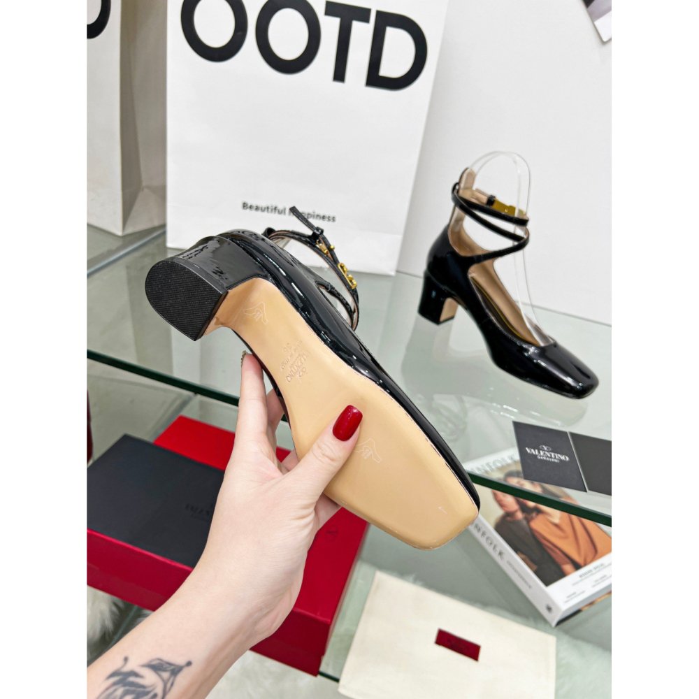 Cheap Reps Valentino Garavani Tan-Go Pumps 60mm In Black Patent Leather