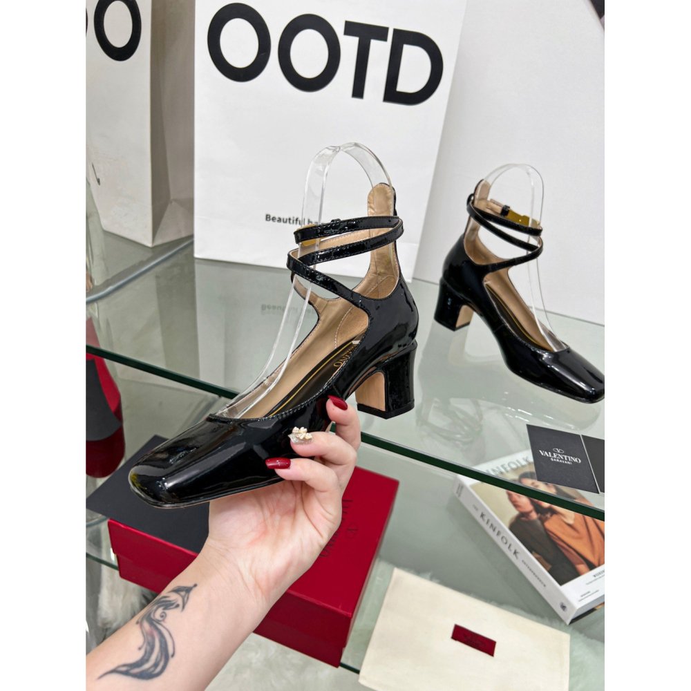 Cheap Reps Valentino Garavani Tan-Go Pumps 60mm In Black Patent Leather