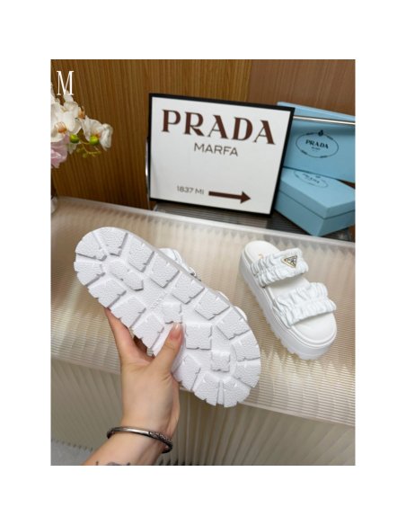 Prada Slippers 142