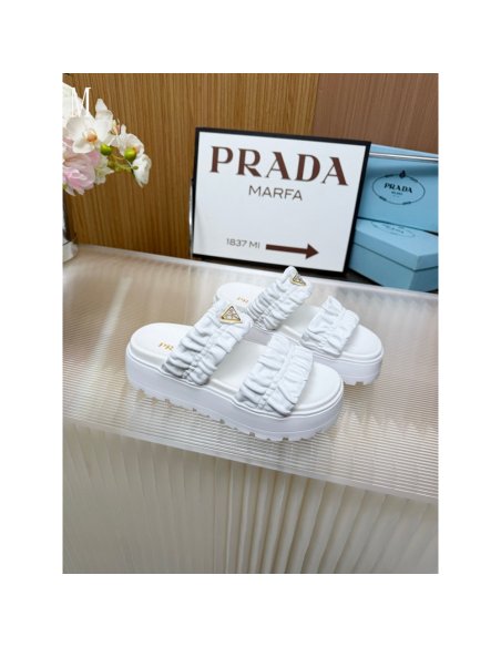 Prada Slippers 142
