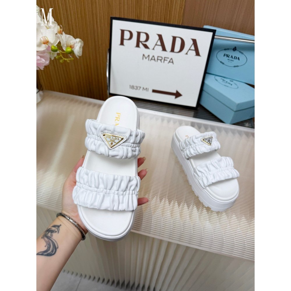 Prada Slippers 142