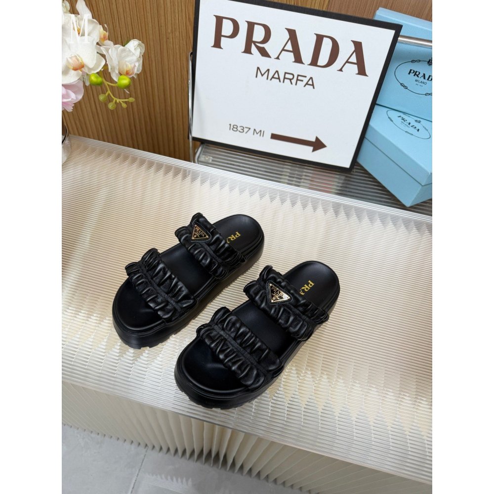 Prada Slippers 143