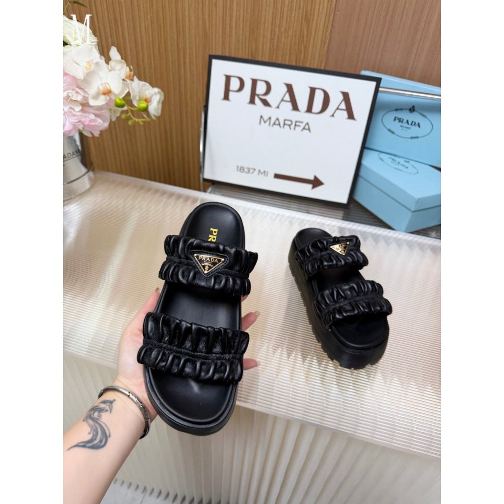 Prada Slippers 143