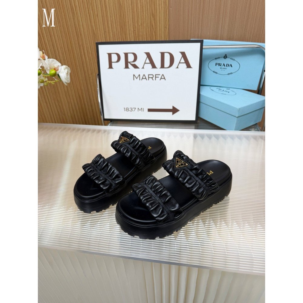 Prada Slippers 143