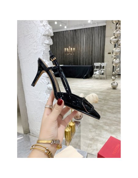 Cheap Reps Valentino Vlogo Slingback Pumps 80mm In Black Patent Leather