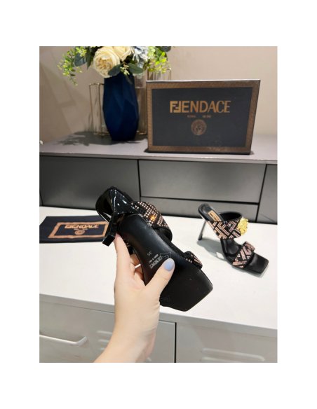 Versace slippers 060,Versace Slides,Slides Slippers,More Brands