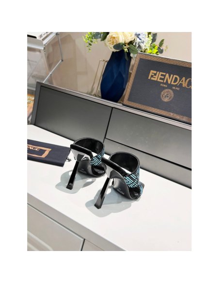 Versace slippers 062,Versace Slides,Slides Slippers,More Brands