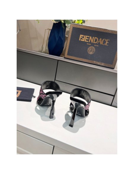 Versace slippers 063,Versace Slides,Slides Slippers,More Brands