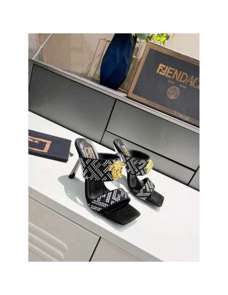Versace slippers 064,Versace Slides,Slides Slippers,More Brands