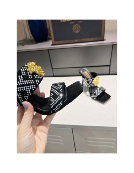 Versace slippers 064,Versace Slides,Slides Slippers,More Brands