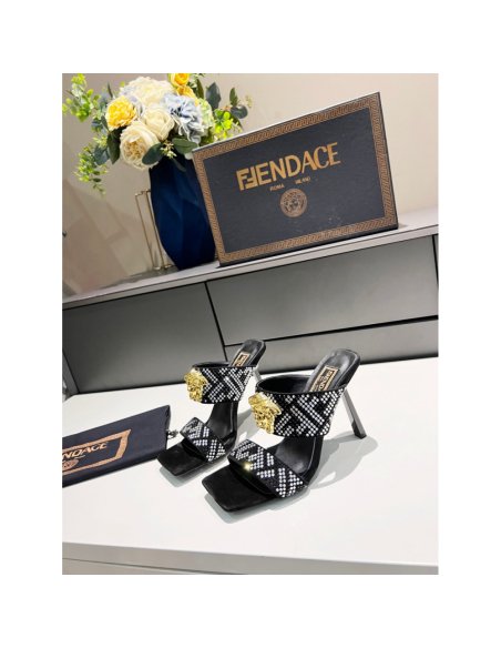 Versace slippers 064,Versace Slides,Slides Slippers,More Brands
