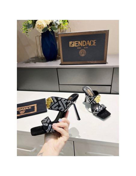 Versace slippers 064,Versace Slides,Slides Slippers,More Brands
