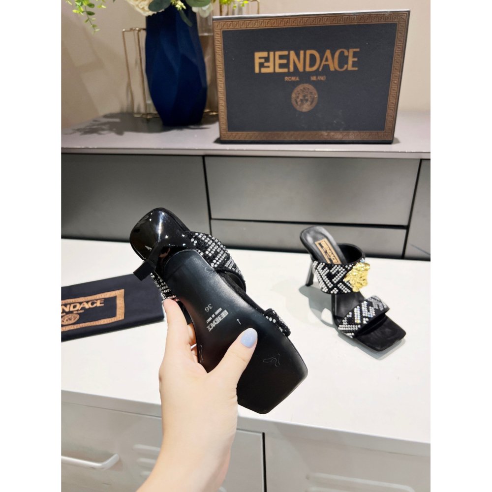 Versace slippers 064,Versace Slides,Slides Slippers,More Brands