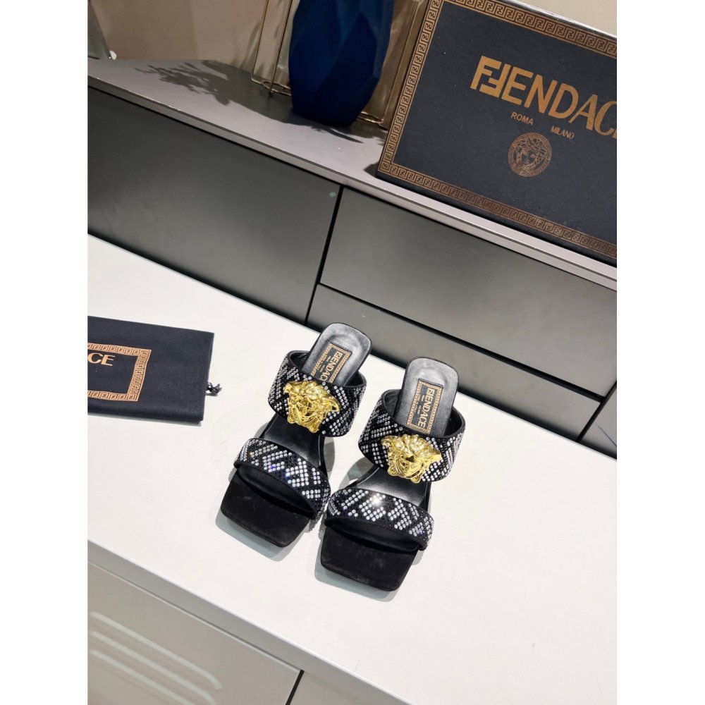 Versace slippers 064,Versace Slides,Slides Slippers,More Brands