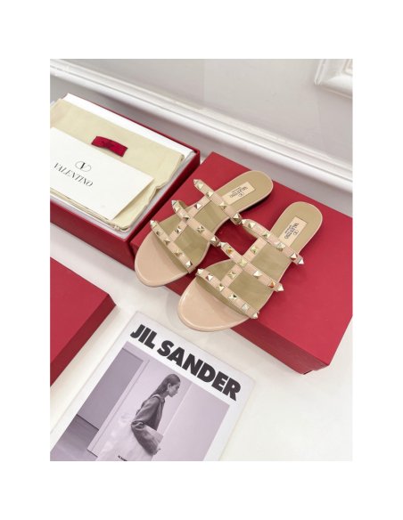 Valentino slippers 045,Valentino Slippers,Slides Slippers,More Brands