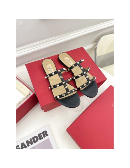 Valentino slippers 046,Valentino Slippers,Slides Slippers,More Brands