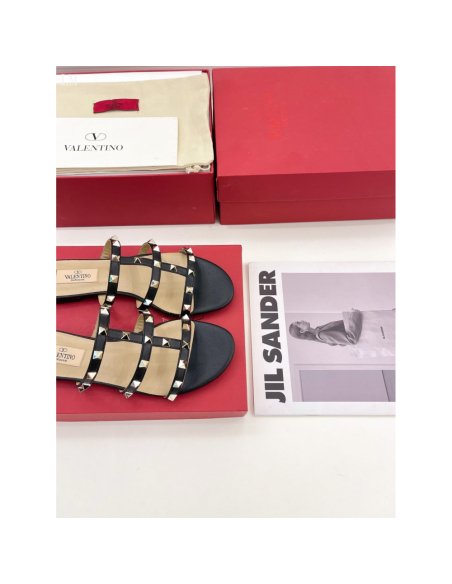 Valentino slippers 046,Valentino Slippers,Slides Slippers,More Brands